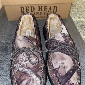 Camo Red Head Brand Co. Slippers BT18.  Never worn, new with tags.